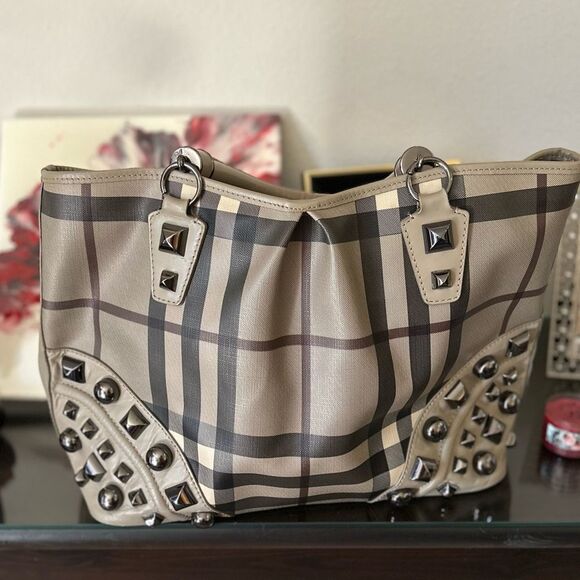 Authentic Burberry Nova Check Studded Tote - Picture 2 of 14